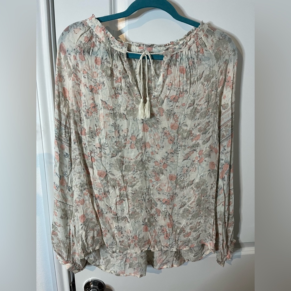 Lucky Brand Vintage Romantic Floral Beige Boho Print Tassel Tie VCut Blouse Sz L